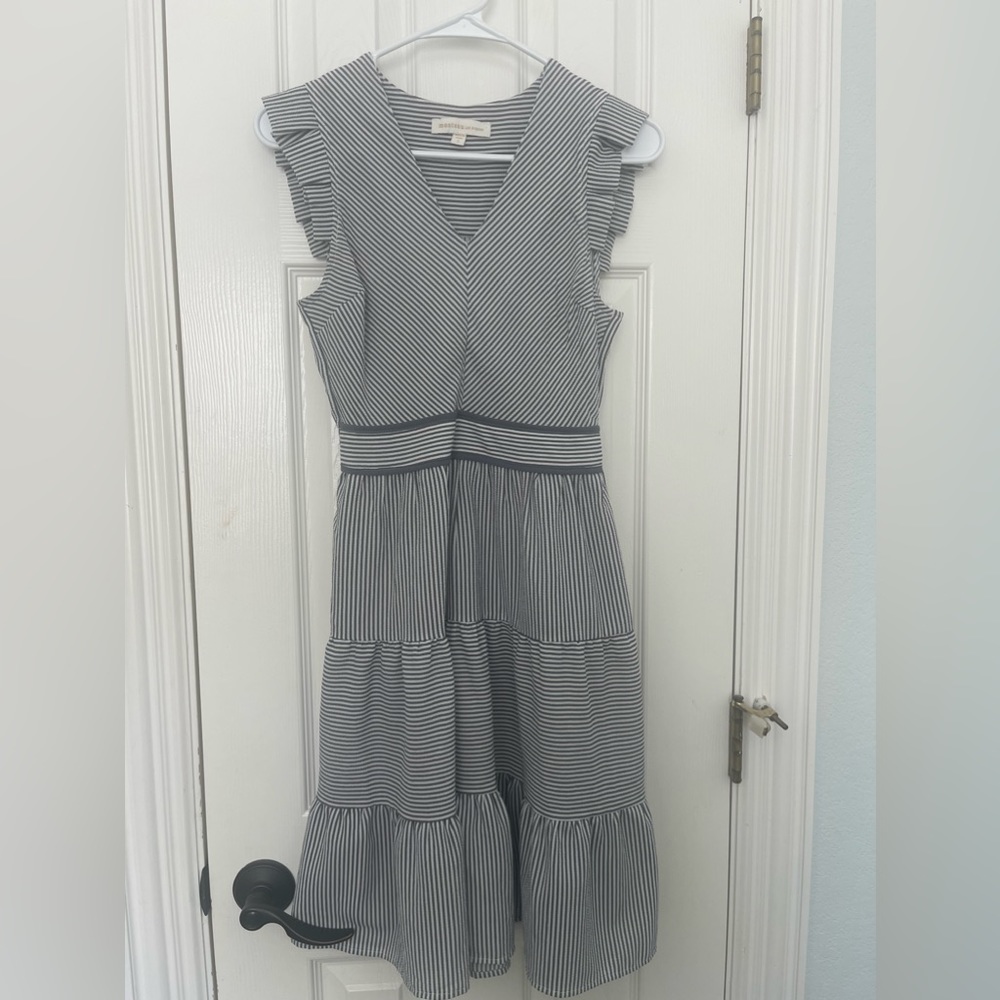 Stripped sleeveless dress Size Small